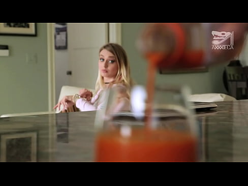 ❤️ Heet meisje met grote tieten en strak poesje krijgt lul van loser, maar heel hard ❤❌ Porno at porn nl.niceporn.ru ❤